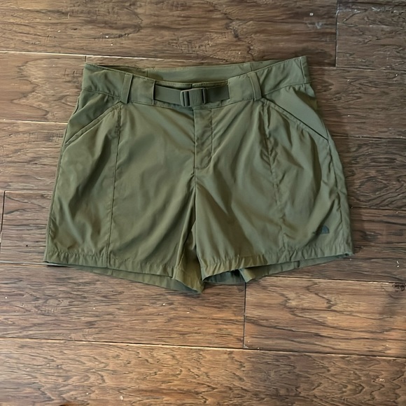 The North Face Pants - The North Face Women’s Paramount Active Shorts